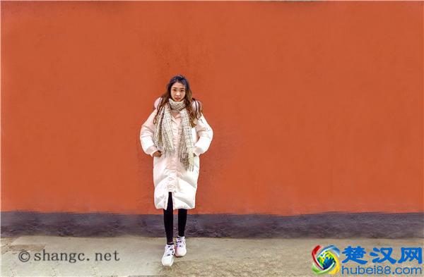 女士休闲裤配什么上衣好看 教你如何秒变潮人