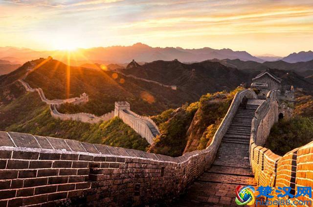 秦始皇最大的历史功绩，历朝历代都膜拜它，为维护它而倾尽钱财