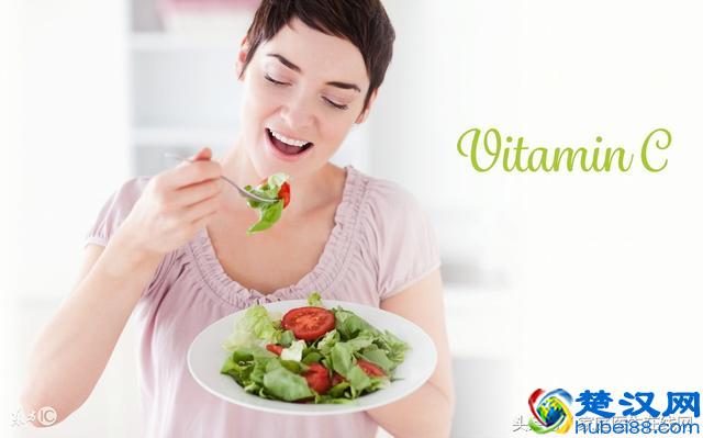 海鲜与维生素C同吃可致中毒，吃海鲜的这些禁忌要清楚