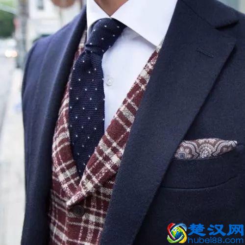 领带与衬衫的合理搭配指北