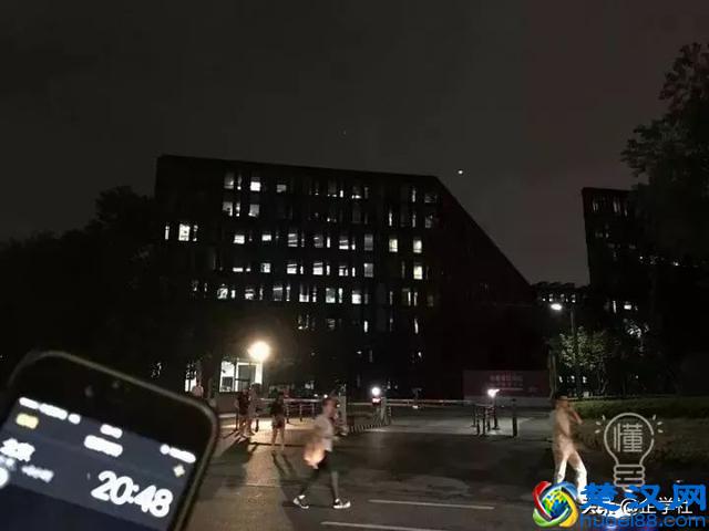 华为、腾讯、阿里、网易下班时间大曝光！你真的赢不了他们