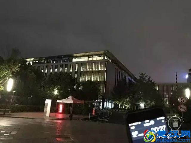 华为、腾讯、阿里、网易下班时间大曝光！你真的赢不了他们