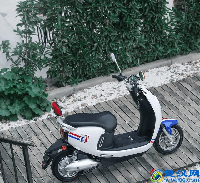 电动车谁的质量好？雅迪，爱玛，还是台铃？网友：幸好没选错