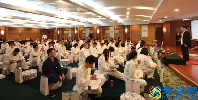 企业竞争的优势取决于什么？