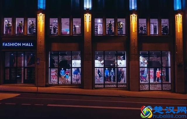 实体萧条，互联网泡沫，店铺如何「活下去」？