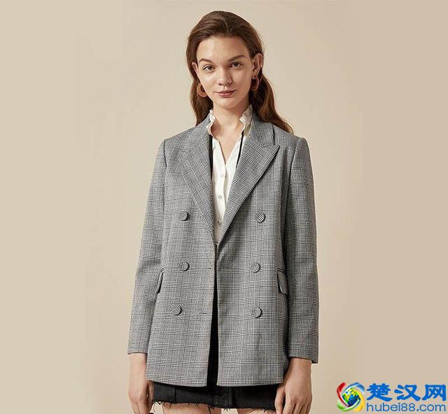 女生多穿这3种外套，时髦干练还显气质！