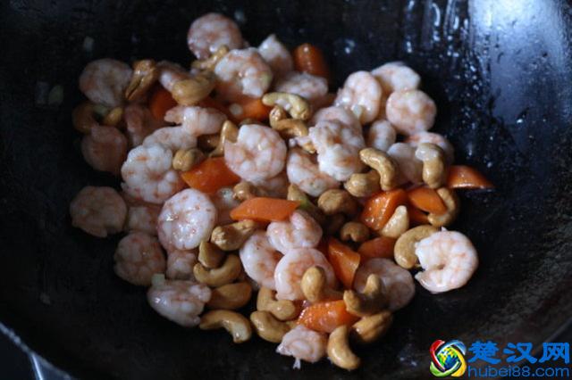 虾仁怎么做营养又好吃，教你一招超简单做法