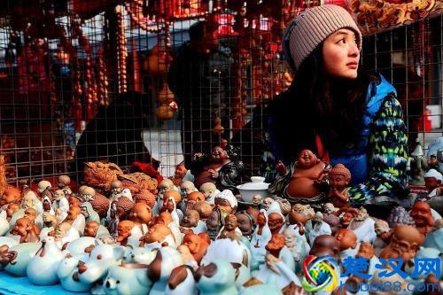 业余创业摆个小摊，卖什么最赚钱？