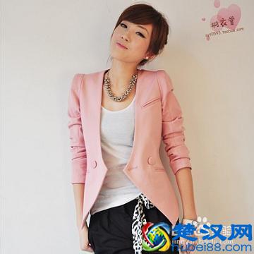 裸粉色最适合搭配什么颜色，教你美美哒抢镜