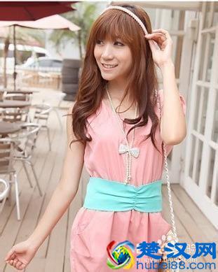 裸粉色最适合搭配什么颜色，教你美美哒抢镜