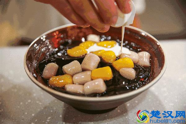 好吃不腻的烧仙草到底是什么草