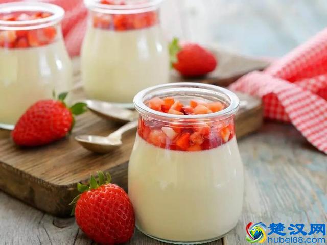 奶茶店里卖什么小吃，既能增加营业额，又不影响氛围？