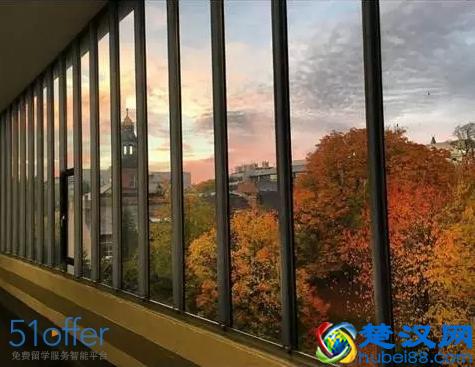 为什么有那么多学生喜欢利兹大学？答案在这儿了