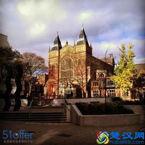 为什么有那么多学生喜欢利兹大学？答案在这儿了