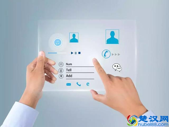 自带10亿微信用户流量！一张AI智能名片竟让人赞不绝口？