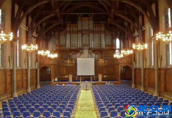 曼彻斯特大学：校园面积大，还超美的！