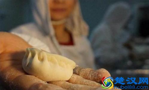 大年三十吃饺子，到底吃饺子有哪些好处？光头佬来给你扒一扒……