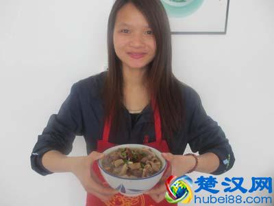 几千元做啥小吃好？县城摆摊卖小吃卖什么好