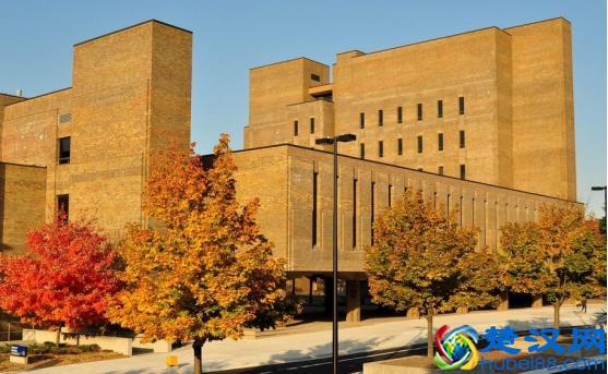 美国前十的综合型公立大学之一密歇根大学