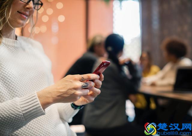 方法比努力重要百倍，自媒体新手先做好这8个步骤，轻松日入千元