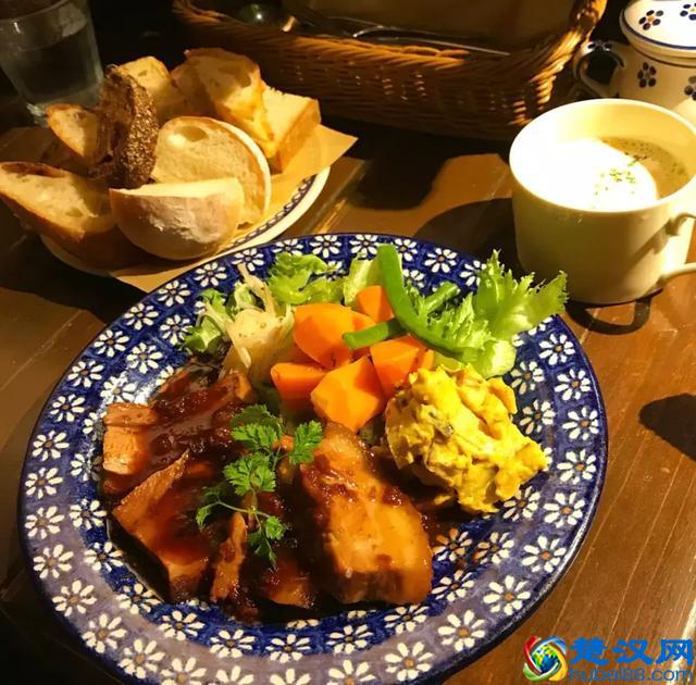 面积太小如何开好一家店？案例分析不到10平米门面的小店成功模式