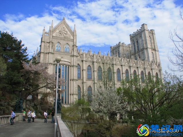 庆熙大学，韩国最著名的高等学府之一