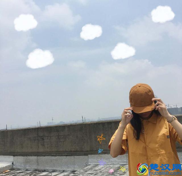 夏日活力橙穿搭，T恤裙子随心挑，在炎热的天气里做最凉爽的少女