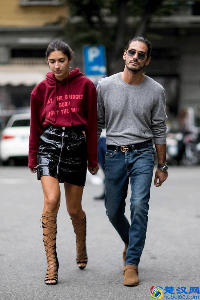 a字裙搭配什么上衣好看？原来这样穿最显腿细