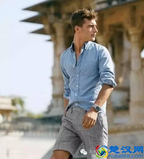 男士休闲短裤配什么鞋 男生休闲短裤搭配什么上衣