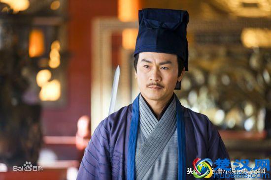 岳不群是怎么死的？精明一世却死于此人之手，一个比他弱百倍的人