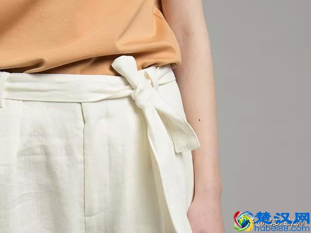 夏天穿什么面料衣服好？试试这四种，清凉透气又时髦高级