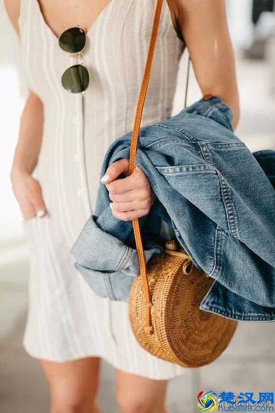 夏天穿什么面料衣服好？试试这四种，清凉透气又时髦高级