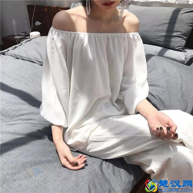 夏天穿什么面料衣服好？试试这四种，清凉透气又时髦高级