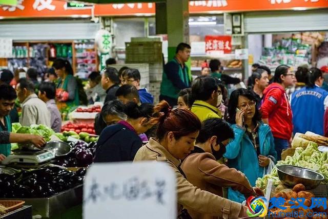 大开眼界！大爷大妈最爱去的早市，原来这么好！又新鲜又好又省钱