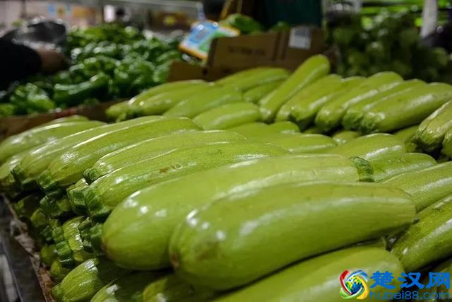 大开眼界！大爷大妈最爱去的早市，原来这么好！又新鲜又好又省钱