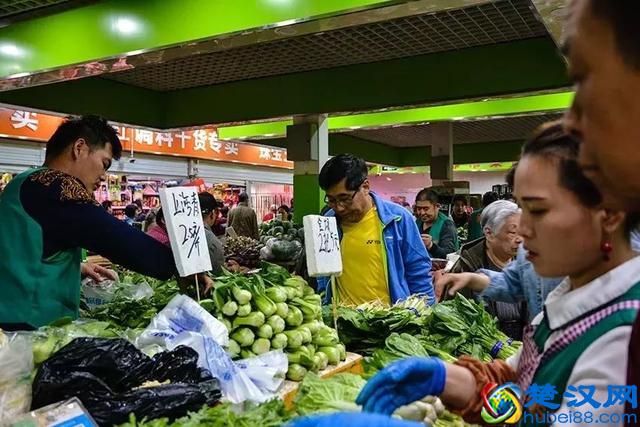 大开眼界！大爷大妈最爱去的早市，原来这么好！又新鲜又好又省钱