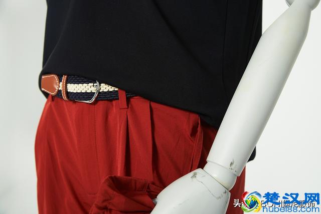 男人懂这3种颜色搭配，夏天必然时刻轻松撩妹