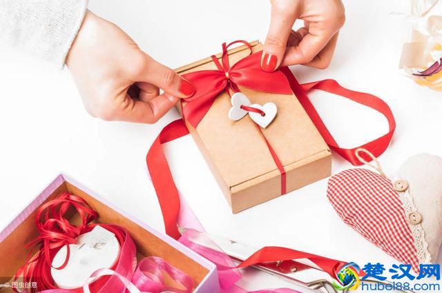 美发店老客带新客活动方案思路