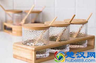 现在卖什么小商品最赚钱 如何才能做到轻松经营