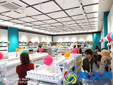 现在卖什么小商品最赚钱 如何才能做到轻松经营