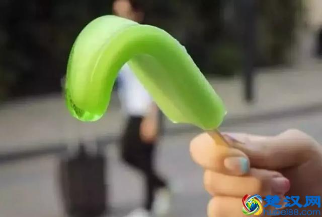 90后童年“经典款”冰棒，绿舌头肯定在榜，最后一款最走心！