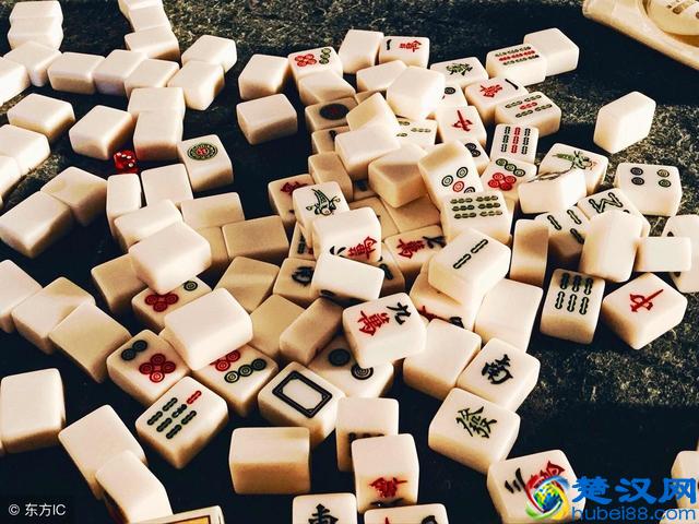 农村娱乐项目——庙会、打麻将和喝酒