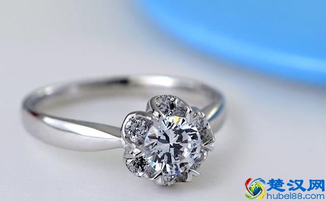五克拉钻戒到底值多少人民币？！