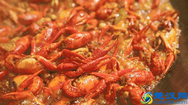 这个美食简单好卖摆摊更好，一个夏天能抵上打工一年