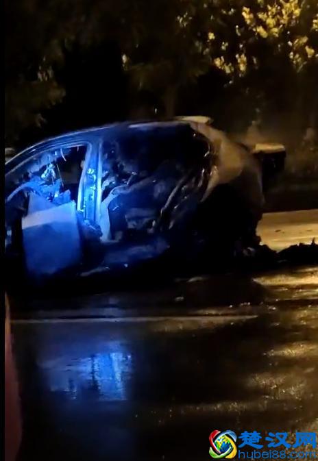 女子醉驾玛莎拉蒂2死4伤 当事女微博照片曝光！河南玛莎拉蒂撞飞宝马7爆燃现场图