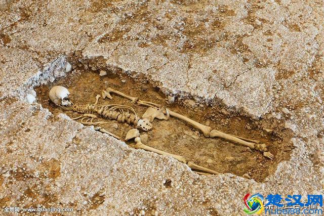 练春海丨考古怎么就成盗墓了？