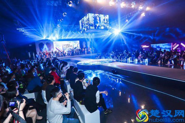 《永恒之塔》迎来下一个十年 新版本尽显时尚年轻态