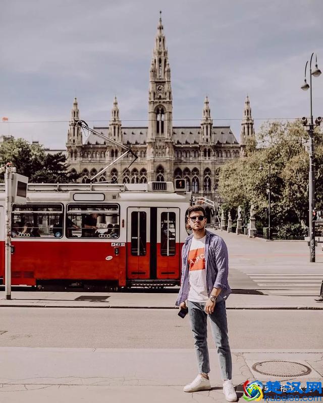 为什么别人穿白T恤就穿的很好看？