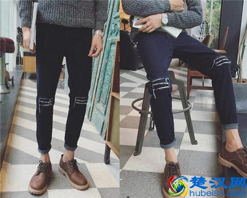 男生牛仔裤搭配衣服休闲又百搭