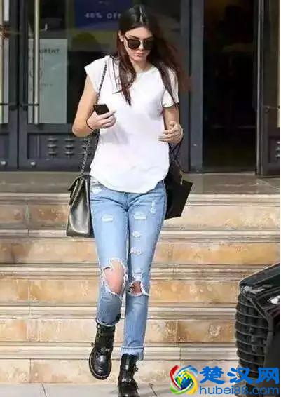 牛仔裤你知道怎么搭配衣服吗？